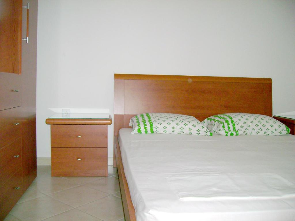 Ульцинь: Apartments Eki