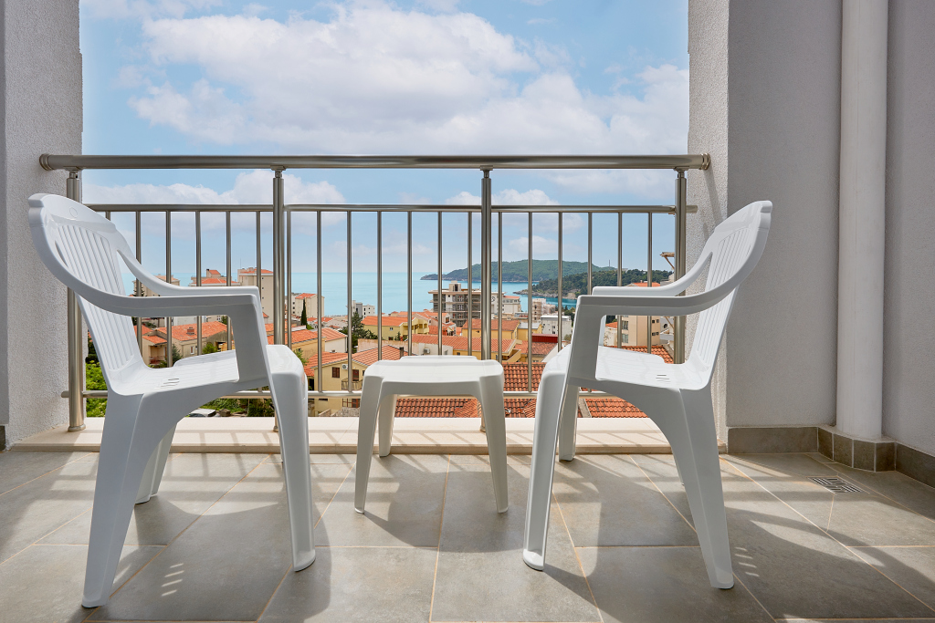 Бечичи: Отель Larimar