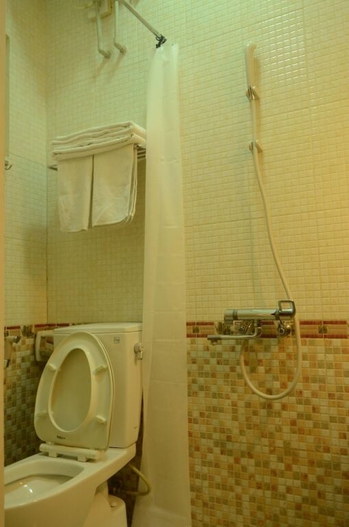 Ханой: Family Hotels In Hanoi Old Quarter,private Bathrom