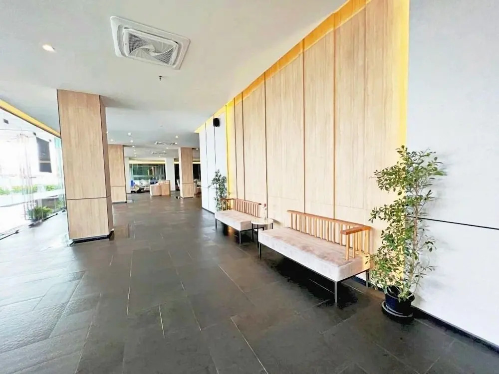 Банг Пхли: The Srivaree Airport Hotel