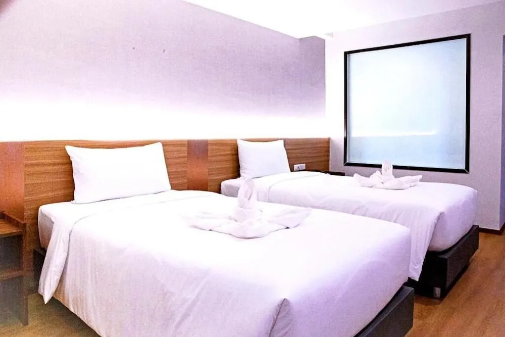 Банг Пхли: The Srivaree Airport Hotel