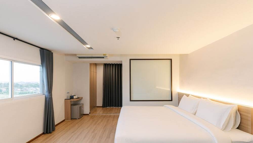 Банг Пхли: The Srivaree Airport Hotel