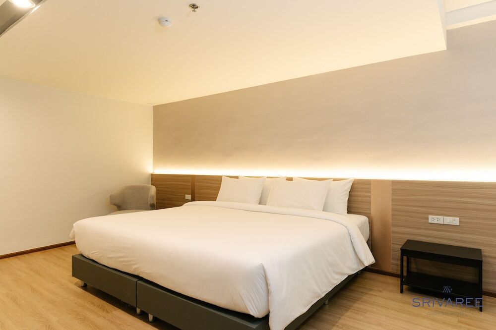 Банг Пхли: The Srivaree Airport Hotel