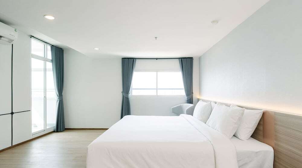 Банг Пхли: The Srivaree Airport Hotel