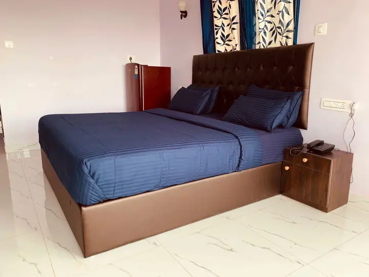 Арамбол: Swati Hotel