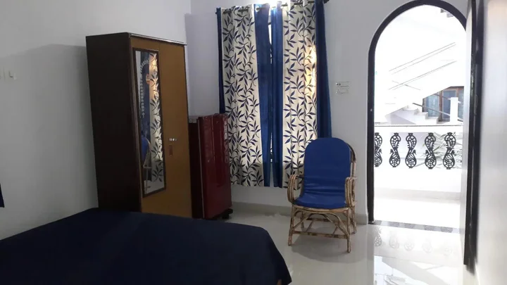 Арамбол: Swati Hotel