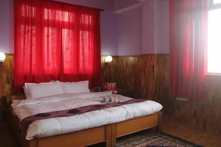 Пеллинг: Hotel Blue Hills