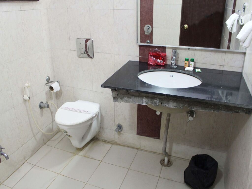 Дехрадун: Capital O 3695 Hotel Daichi