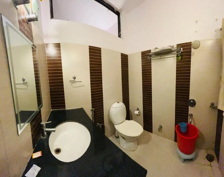 Дехрадун: Capital O 3695 Hotel Daichi