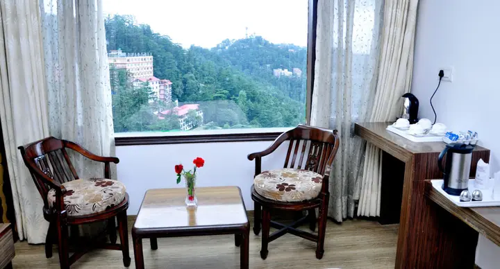 Шимла: Hotel Surya
