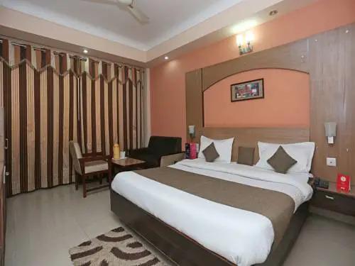Катра: Hotel Dolphin