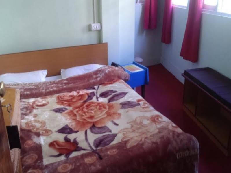Дарджилинг: Hotel Shambala