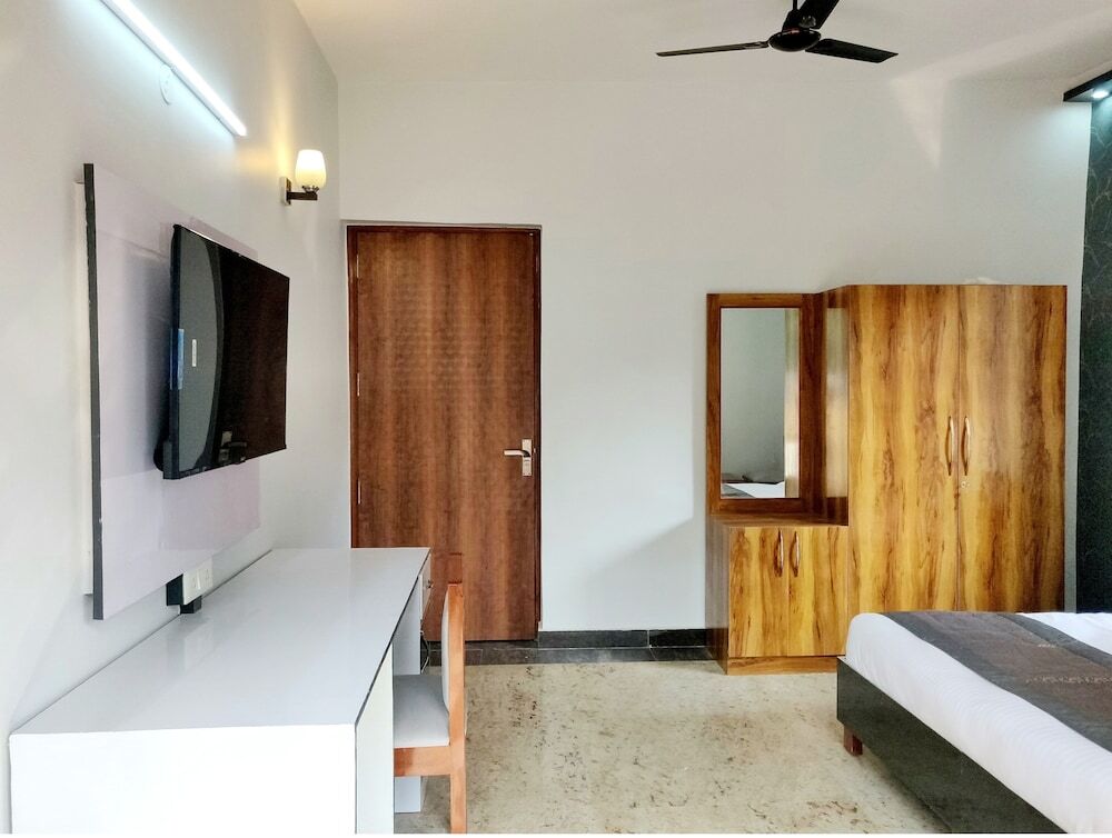 Гуруграм: Sai Village Manesar