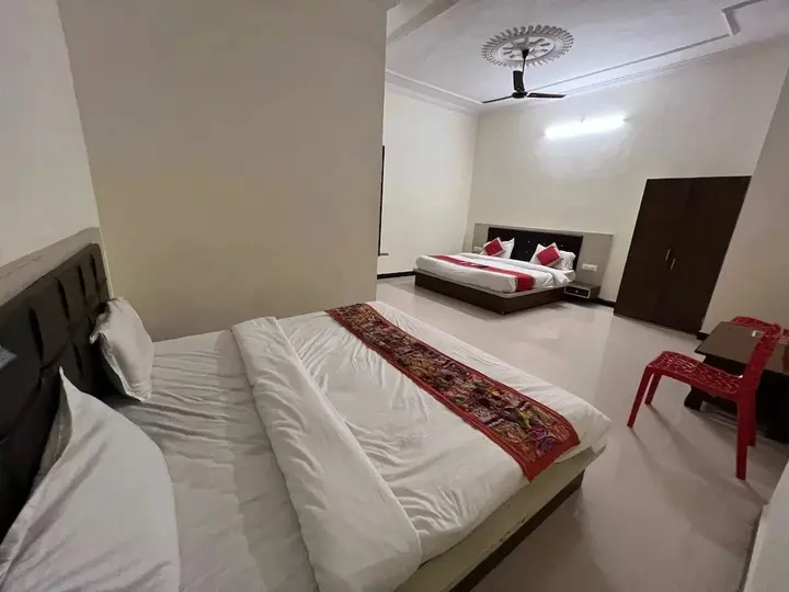 Пушкар: Pushkar Regency Resort