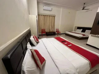 Пушкар: Pushkar Regency Resort