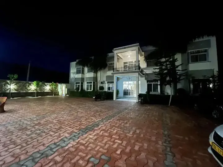Пушкар: Pushkar Regency Resort