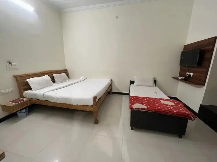 Пушкар: Pushkar Regency Resort
