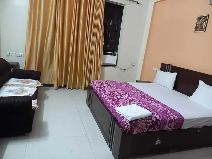 Вриндаван: Hotel Vrinda Palace