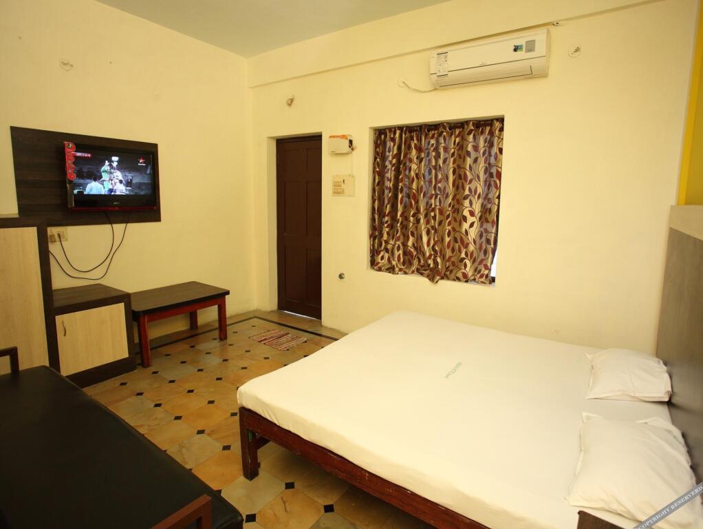 Тируваннамалай: Ammayii Hotel Resorts
