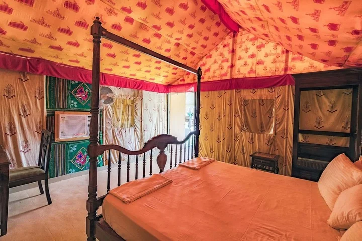 Бера: Varawal Jawai Leopard Safari Camp