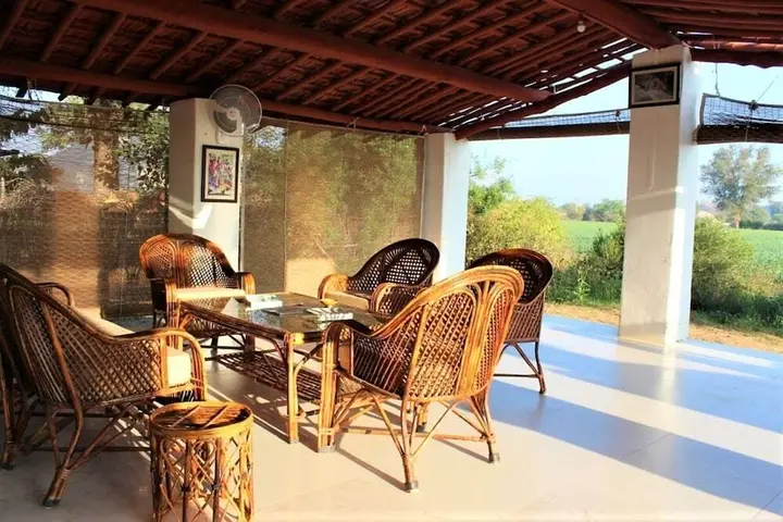 Бера: Varawal Jawai Leopard Safari Camp