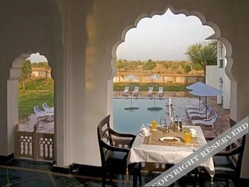 Навалгарх: Udai Vilas Palace Mandawa