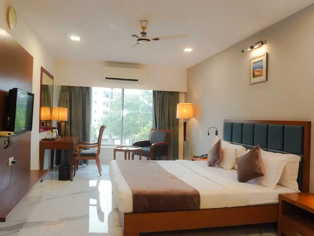 Райпур: Hotel Aditya