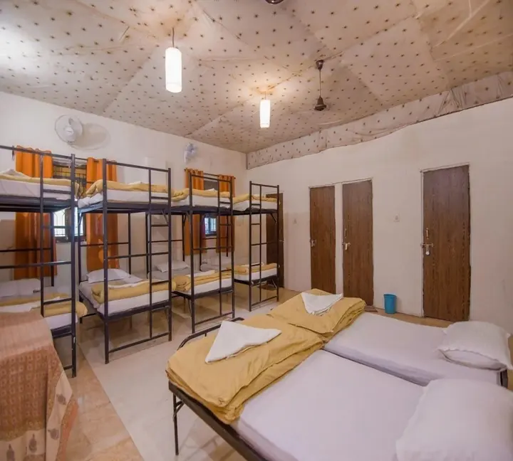 Бхамдели: Camp Serai Tiger Tadoba