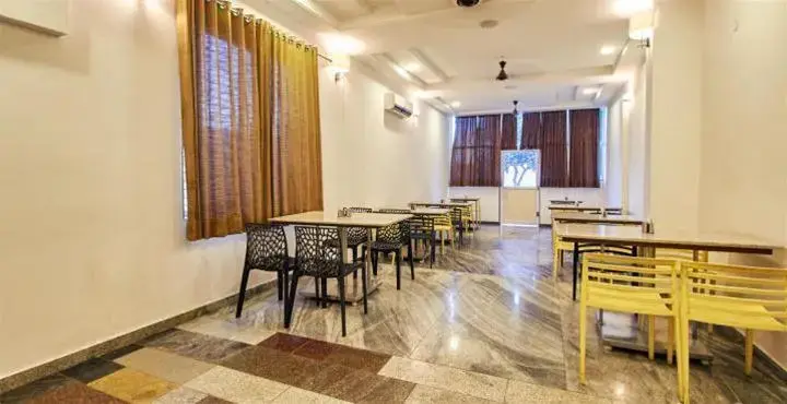 Хоспет: The SSLR Hotel