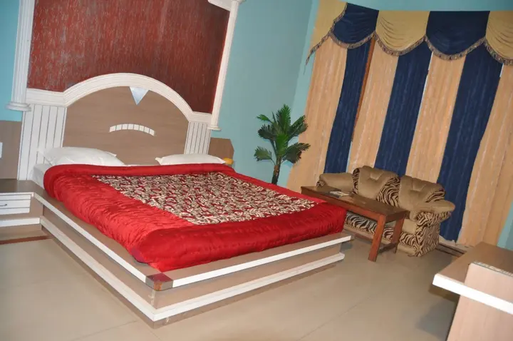 Катра: Hotel Bhawani International