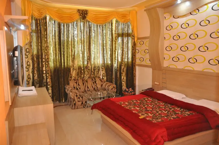Катра: Hotel Bhawani International