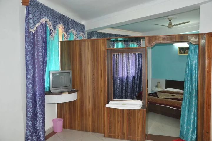 Катра: Hotel Bhawani International