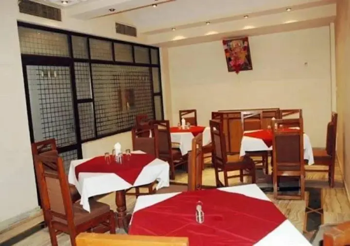Джайпур: Hotel Madhav Palace