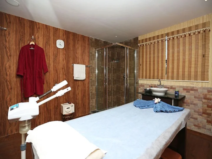 Джамшедпур: OYO 6315 Golden Leaf Resort
