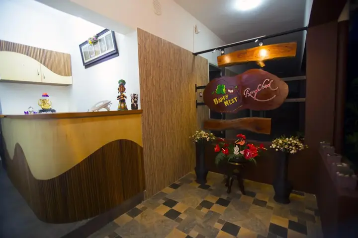 Салем: Happy Nest Resort