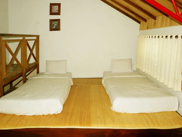 Вагатор: FabHotel Casa De Royale