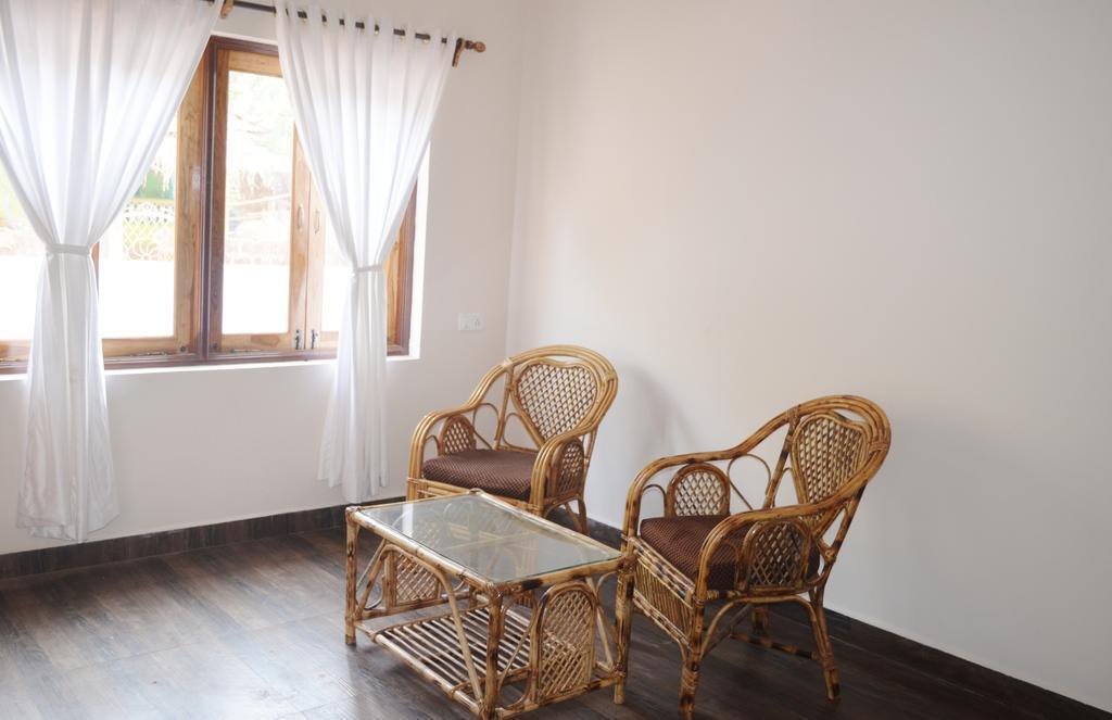 Вагатор: FabHotel Casa De Royale