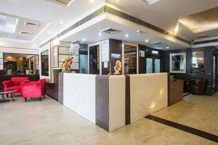 Aligarh: Hotel Palm Tree