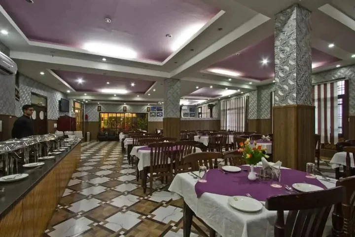 Каргил: Zojila Residency