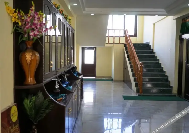 Каргил: Zojila Residency