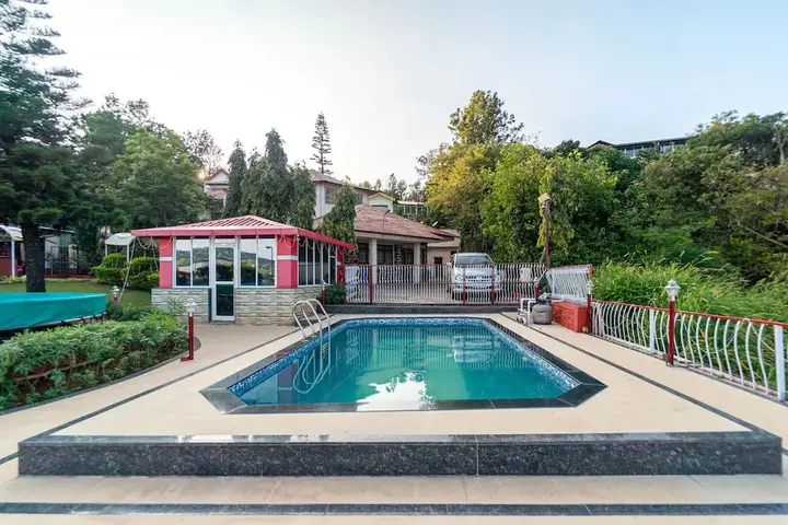 Олд-Махабалешвар: Raval Bunglow