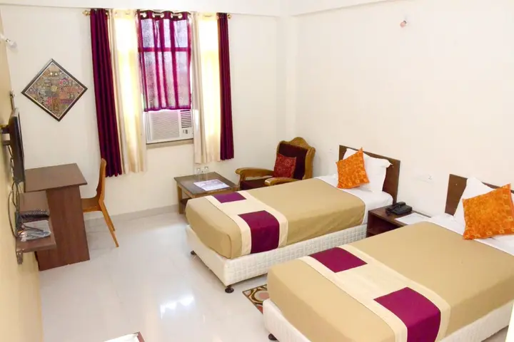 Бодх-Гая: Hotel Bodh Vilas