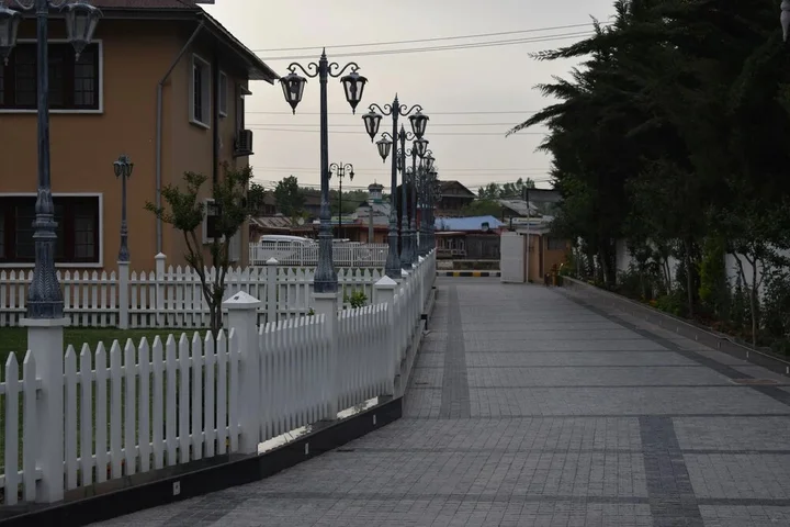 Шринагар: Hotel Grand Boulevard