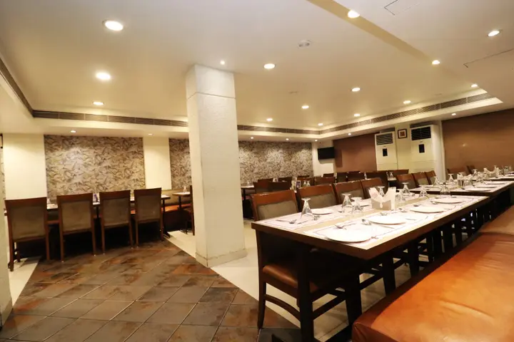 Бхопал: Hotel Rajhans Regent