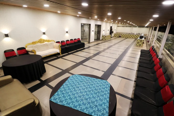 Бхопал: Hotel Rajhans Regent