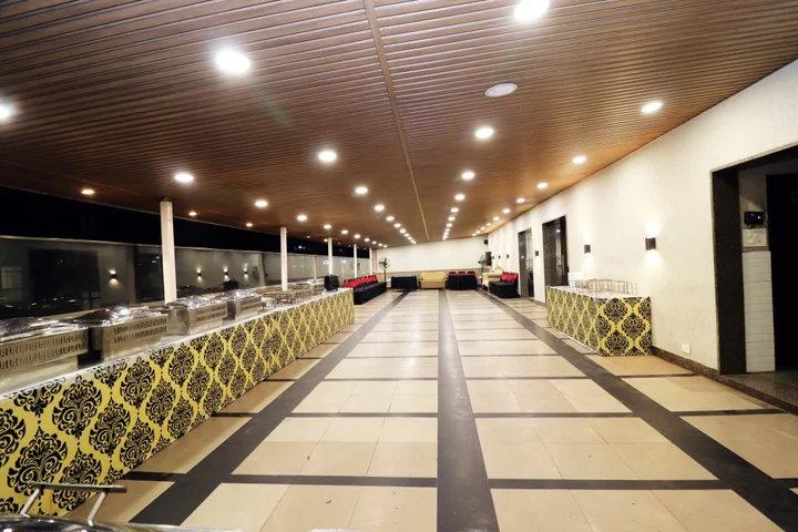 Бхопал: Hotel Rajhans Regent