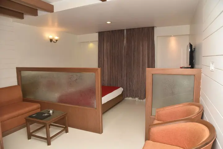 Бхопал: Hotel Rajhans Regent
