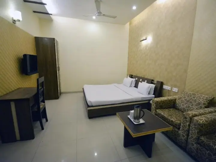 Горакхпур: Royal Residency Hotel
