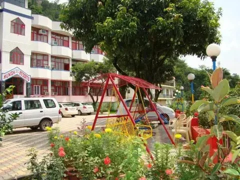 Ревалсар: Munish Resorts