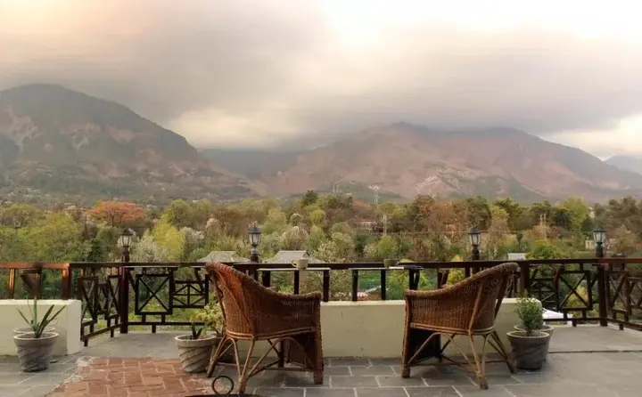 Кангра: Blossoms Village Resort